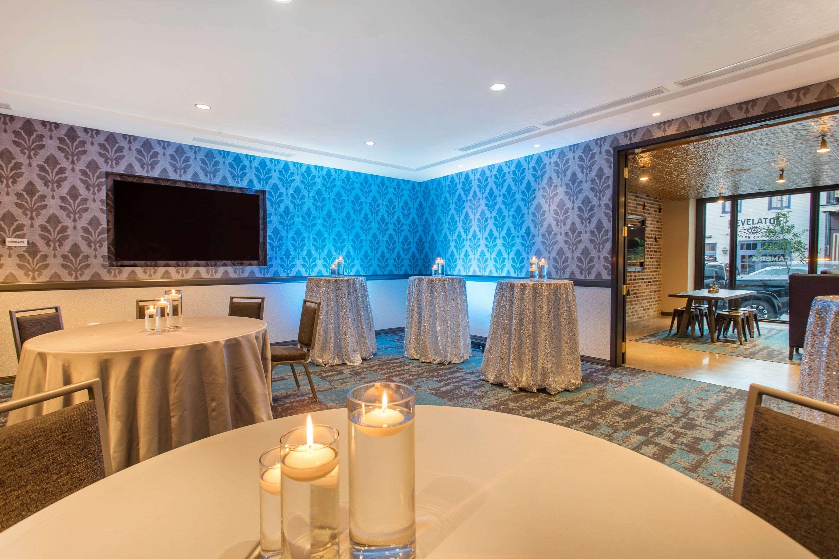 Cambria Hotel New Orleans Downtown Warehouse District Εξωτερικό φωτογραφία