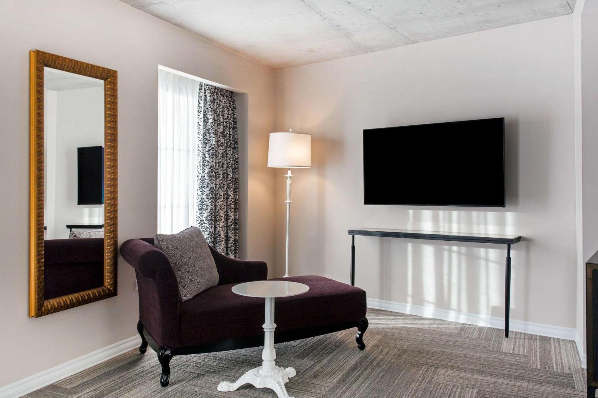 Cambria Hotel New Orleans Downtown Warehouse District Εξωτερικό φωτογραφία